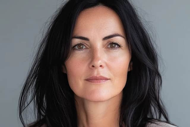 What a ‘typical’ female cheater looks like 