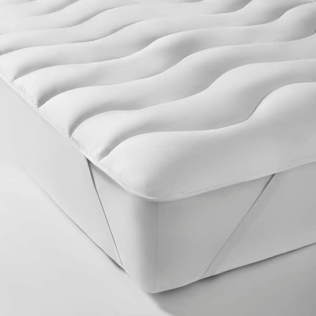 The Fine Bedding Company Spundown Mattress Enhancer.
