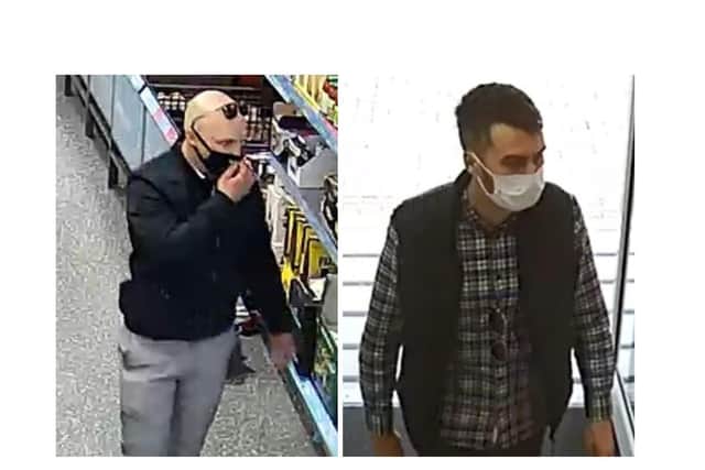 Police want to speak to these two men in connection to a purse theft in Market Harborough.