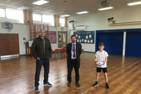 Martin Johnson returns to Ridgeway Primary Academy.