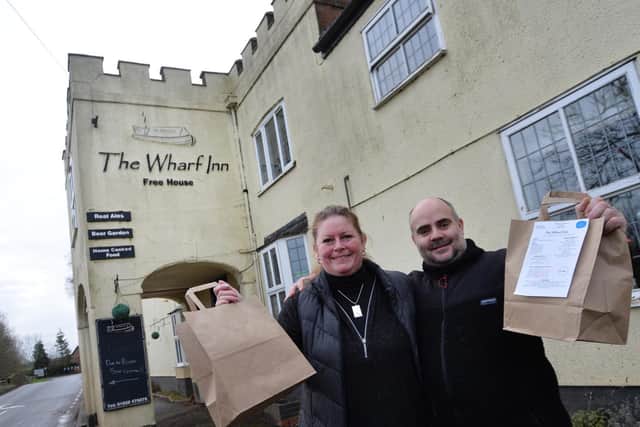 Anna Raven and Darren Patrick are running a takeaway service during Covid.
PICTURE: ANDREW CARPENTER