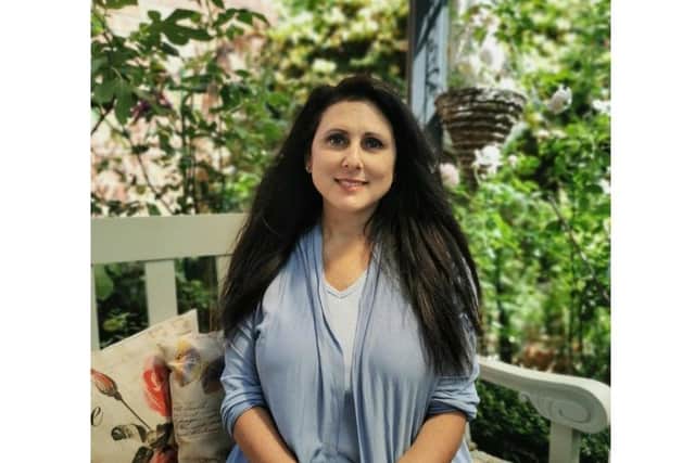 Lara Raffaelli.