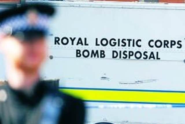 Army bomb disposal experts were called to Market Harborough to investigate a wartime weapons scare late last night (Tuesday).