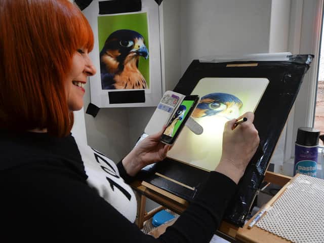 Suzi Player who is doing an online mentoring course in how to make art successful and profitable from her home in Market Harborough.
PICTURE: ANDREW CARPENTER