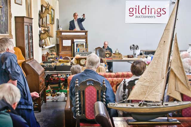 John Gilding at the Leicester salesroom