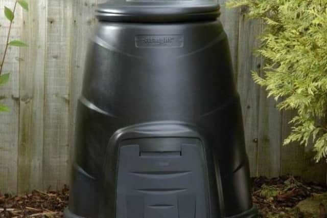Cut-price compost bins are now being offered to local people by Leicestershire County Council.