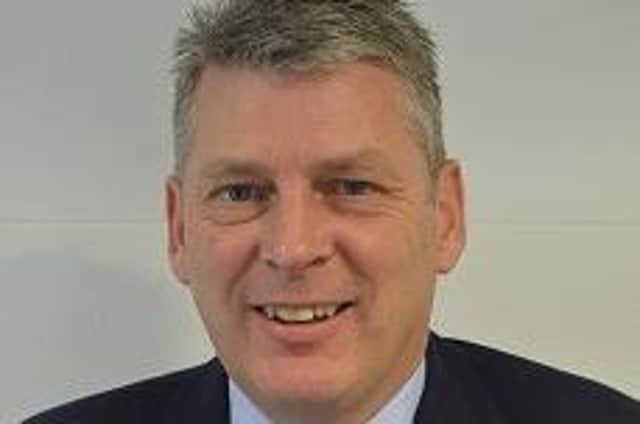 Harborough District Council chief executive Norman Proudfoot is to step down from his role in February.