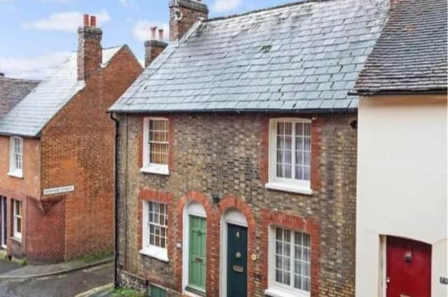 The house, in St John Street, Lewes, is on the market for £525,000 SUS-220402-091523001