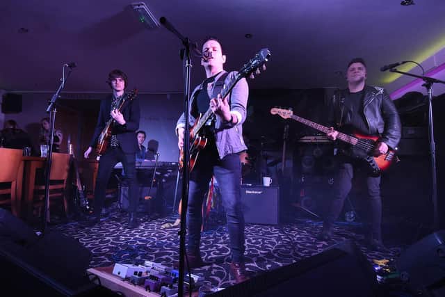 The Stereophonics tribute band during the intimate gig of 160 people at Enigma on Saturday evening.
PICTURE: ANDREW CARPENTER