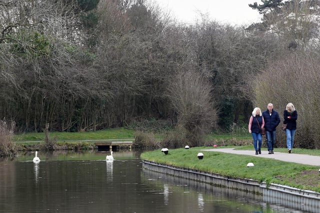 Walkers enjoy the sunshine at Foxton locks.
PICTURE: ANDREW CARPENTER