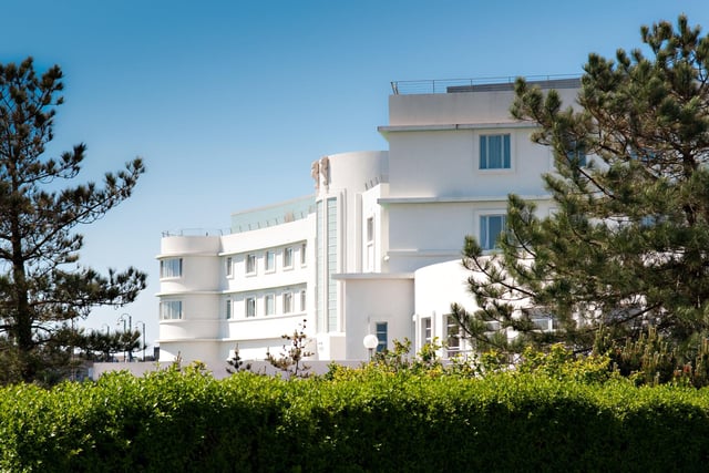 The much revered, iconic art deco hotel offers a restaurant with beautiful views across Morecambe Bay and fine dining.
