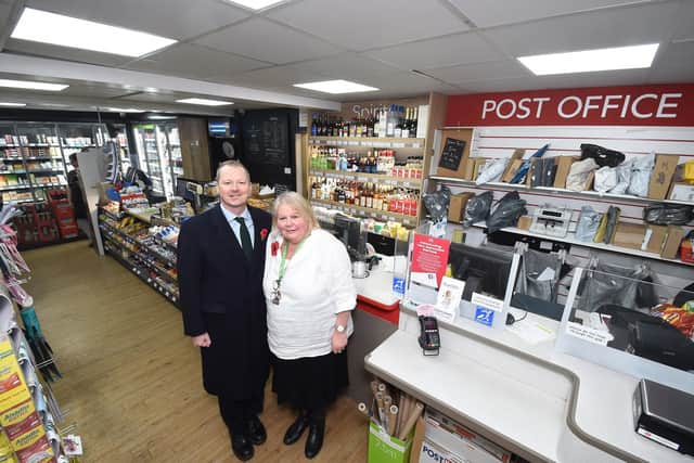 Neil O'brien MP and Jackie Ratcliffe who has worked at Great Glen Post Office for 31 years.