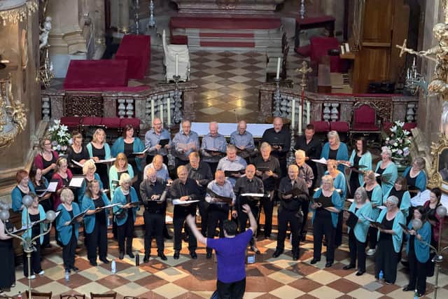 Harborough Singers performing at Peterskirche in Vienna