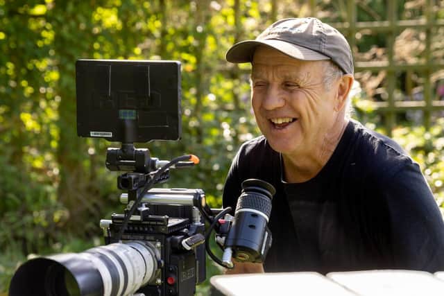 Warner’s Gin has teamed up with world renowned wildlife videographer Doug Allan to create the world's first wildlife documentary, shot entirely in a pub garden