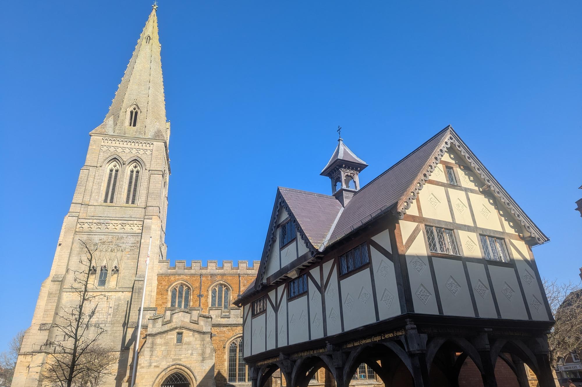 Firearms specialist to give talk on pistols at Market Harborough ...