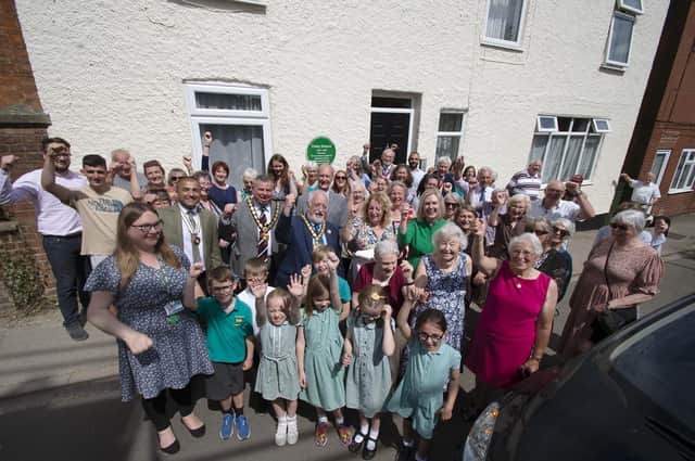 The unveiling of the green plague in Fleckney to honour Fanny Deacon. PICTURE: ANDREW CARPENTER
