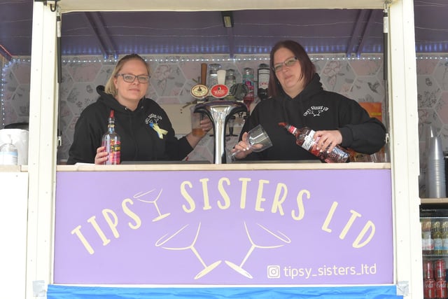 Jade and Hannah Beasley of Tipsy Sisters Limited.
PICTURE: ANDREW CARPENTER