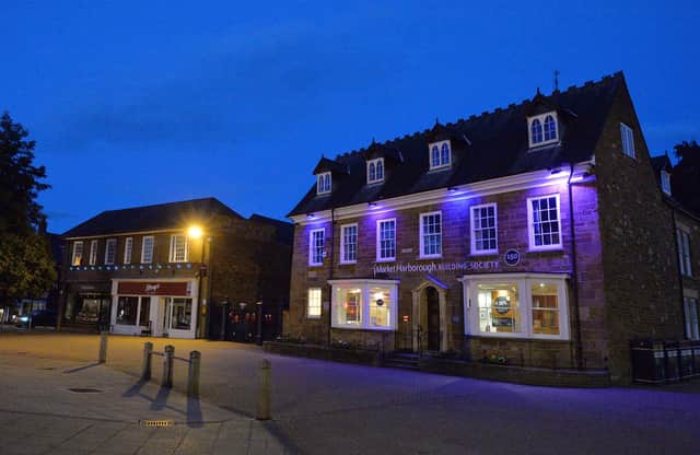 Market Harborough town centre turns blue for NHS 75th anniversary.
PICTURE: ANDREW CARPENTER