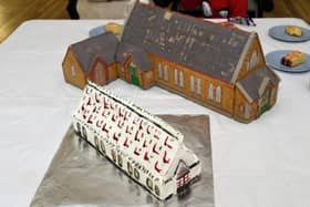 A miniature replica of the hall was created in cake form.