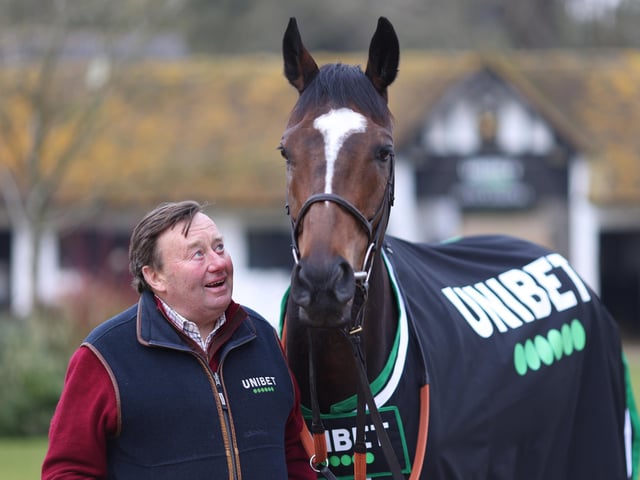 One of the duels of the week is sure to be the shootout between 2m novice chasers JONBON (pictured with his trainer, Nicky Henderson) and the pick of the Irish challengers El Fabiolo in the Sporting Life Arkle Chase on Tuesday (2.10). They've already met once over hurdles, when the JP McManus-owned 7yo scrambled home by a neck at Aintree last April, and another thrilling contest is in prospect.