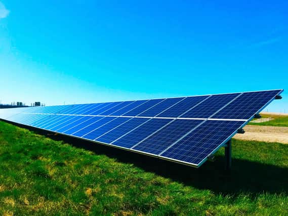 A huge solar farm stretching across seven fields near Fleckney has been given the go-ahead by councillors.