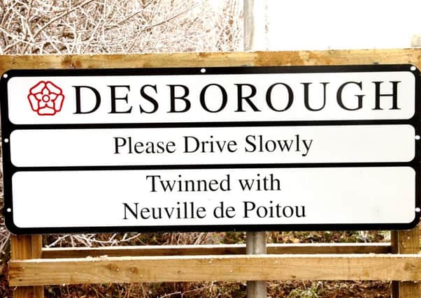 Desborough: Town sign 
Tuesday, 19 February 2008