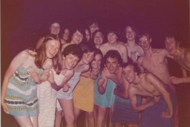 1977 Harborough Singers Llangollen showers