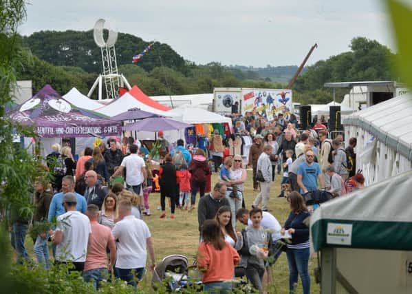 Busy scenes at this years Foxton Festival.
PICTURE: ANDREW CARPENTER NNL-180619-144636005
