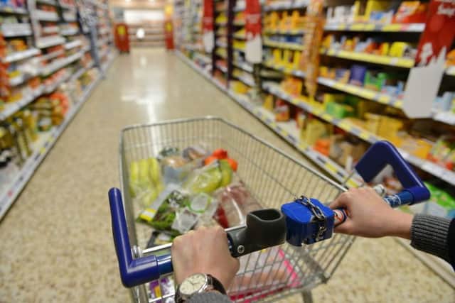 Shoppers turning to discount supermarkets to beat the budget